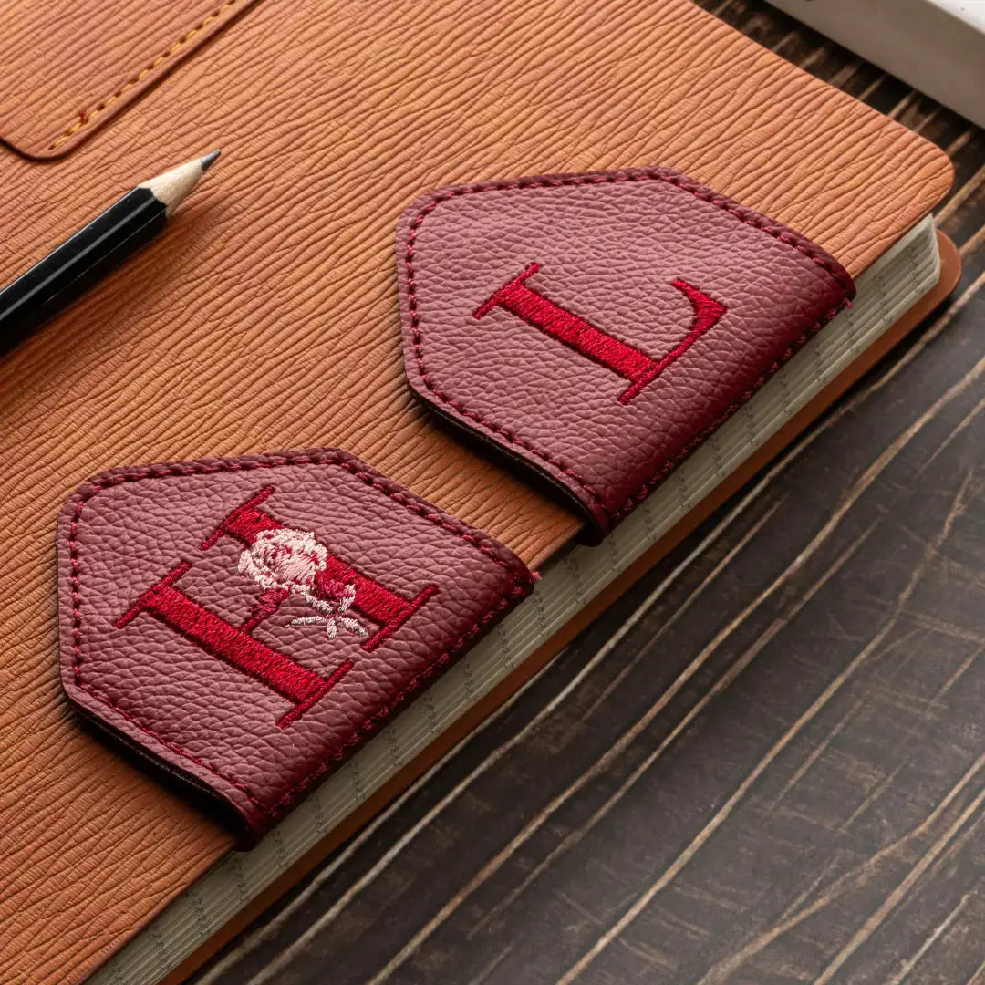 Leauni Personalized Embroidery Magnetic Leather Bookmark (Best Gift For Book Lover) Leauni