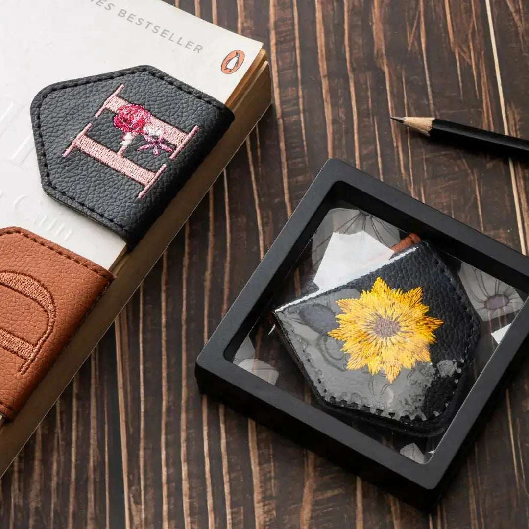 Box Gift - Display Holder Leauni