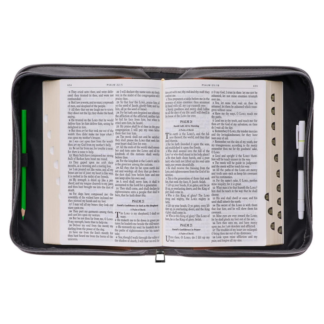 Leauni Personalized " Be Still and Know That I am God " Bible Cover Case Leauni
