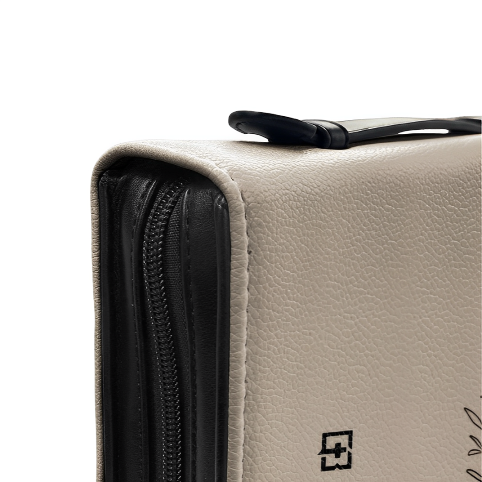 Leauni Minimalism Daisy "Way Maker Miracle Worker" Bible Cover Leauni