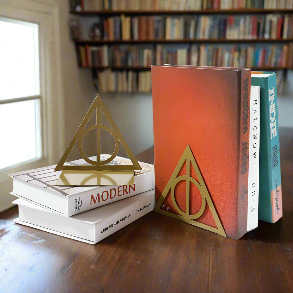 Leauni Classic Magic Triangle Hollow Bookends Aesthetic Design Book Holder