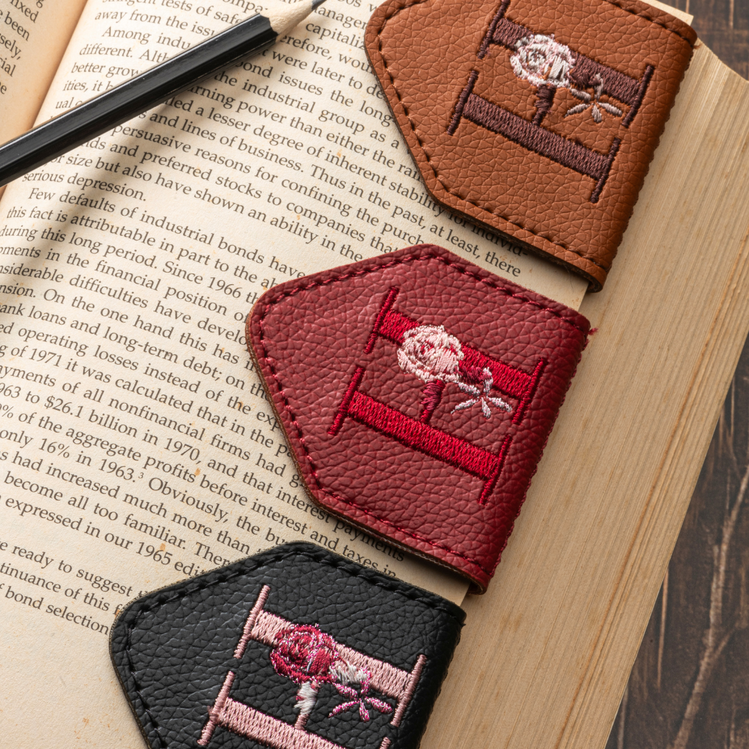 Leauni Personalized Embroidery Magnetic Initials Leather Bookmark