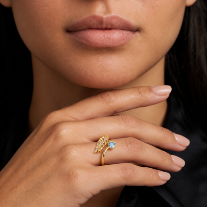 Personalized Angel Wing Birthstone Ring with Heart-cut Stone and Engraving Message
